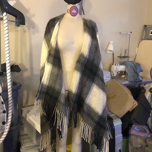 Plaid Knit Poncho/cape/shawl from marine layers